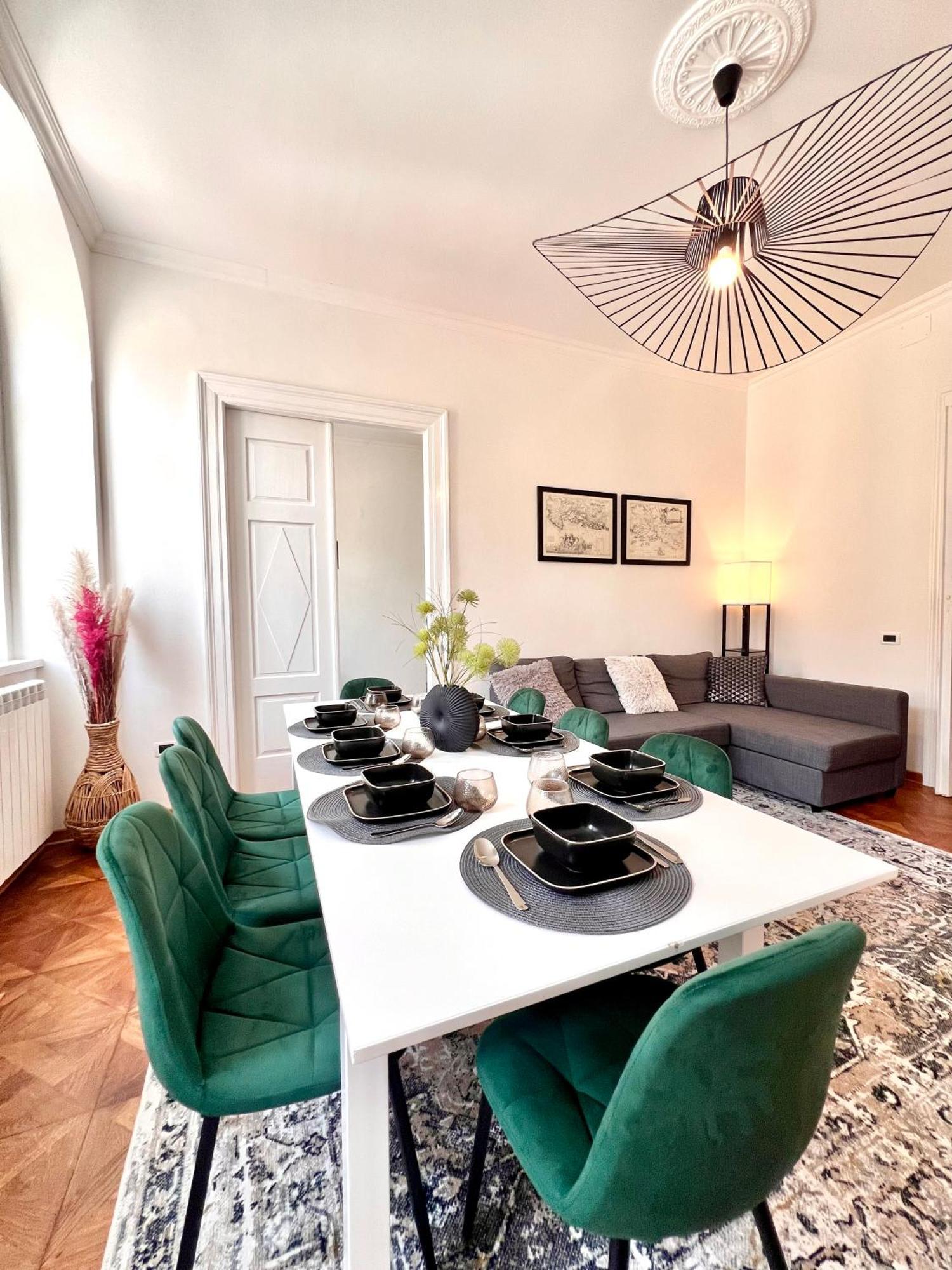 Suite Mitteleuropa Private Parking Триест Экстерьер фото